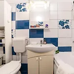 Albert Residence Premium Apartments With Complimentary Parking Save 23 Percent Off For Your Next Stay In Brasov Old Town *