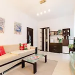 Apartament Albert Residence Premium Apartments With Complimentary Parking Save 23 Percent Off For Your Next Stay In Brasov Old Town Brașov