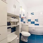 Albert Residence Premium Apartments With Complimentary Parking Save 23 Percent Off For Your Next Stay In Brasov Old Town *