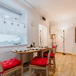 Albert Residence Old Town Aparthotel