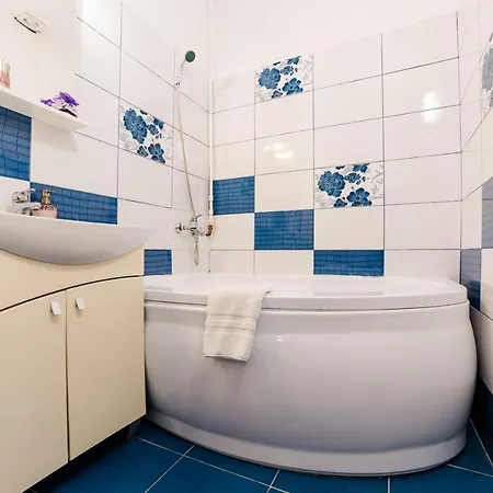 Albert Authentic Suites Brasov - Tampa View - Preferred Spa Rates & Exclusive Guest Benefits * Brasov