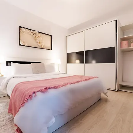 Anastasia With Parking Braşov