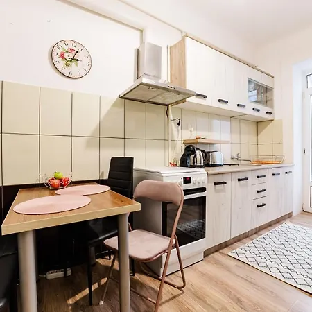 Apartamento Anastasia With Parking *