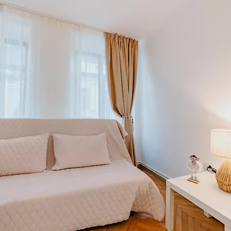 アパート Albert Authentic Suites Brasov - Tampa View & Exclusive Guest Benefits *