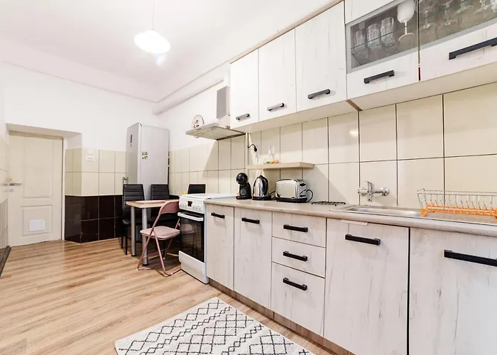 דירה Albert Residence Old Town Premium Serviced Apartments In City Center With 24H Guest Service *