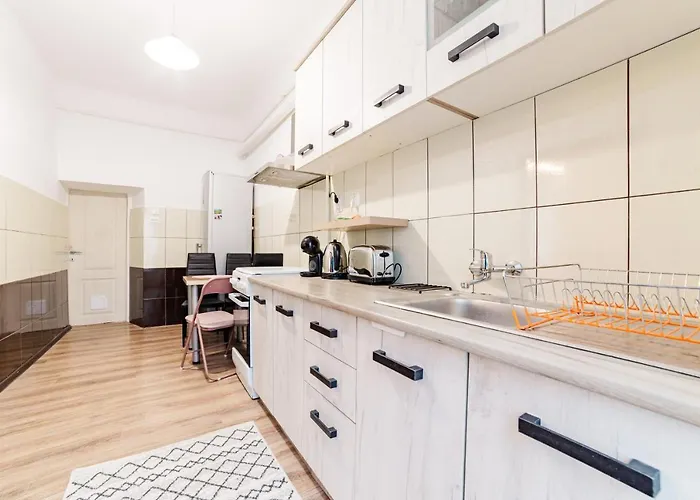 Albert Residence Brasov Historical City Center Premium Apartments & Complimentary Parking Appartement Braşov