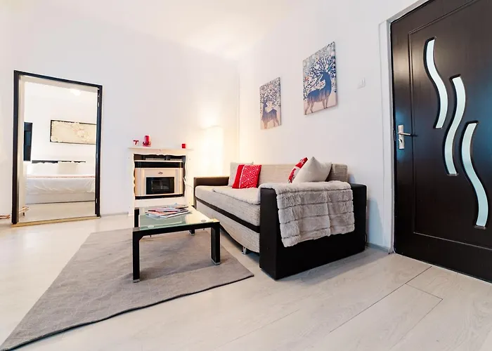 Albert Residence Old Town Premium Serviced Apartments In City Center With 24H Guest Service בראשוב