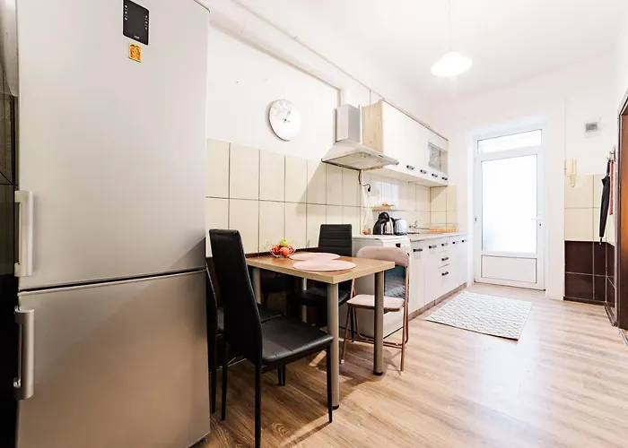 דירה Albert Residence Old Town Premium Serviced Apartments In City Center With 24H Guest Service *