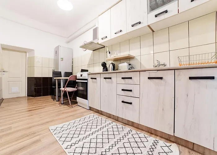 Albert Residence Brasov Historical City Center Premium Apartments & Complimentary Parking Braşov