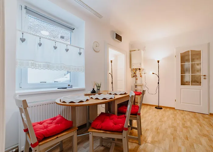 Albert Residence Brasov Historical City Center Premium Apartments & Complimentary Parking